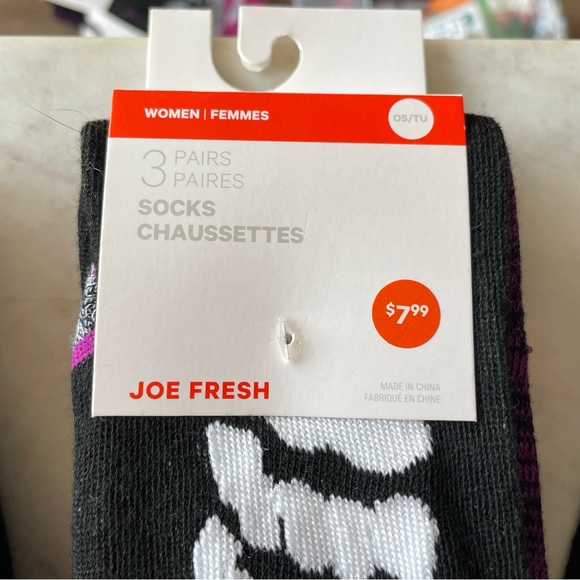 NWT - 3 packs of 3 different patterned Women’s Halloween Socks in each! - Picture 2 of 7